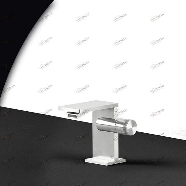 Смеситель для биде AICO AIC4L серебристый глянцевый Radomonte