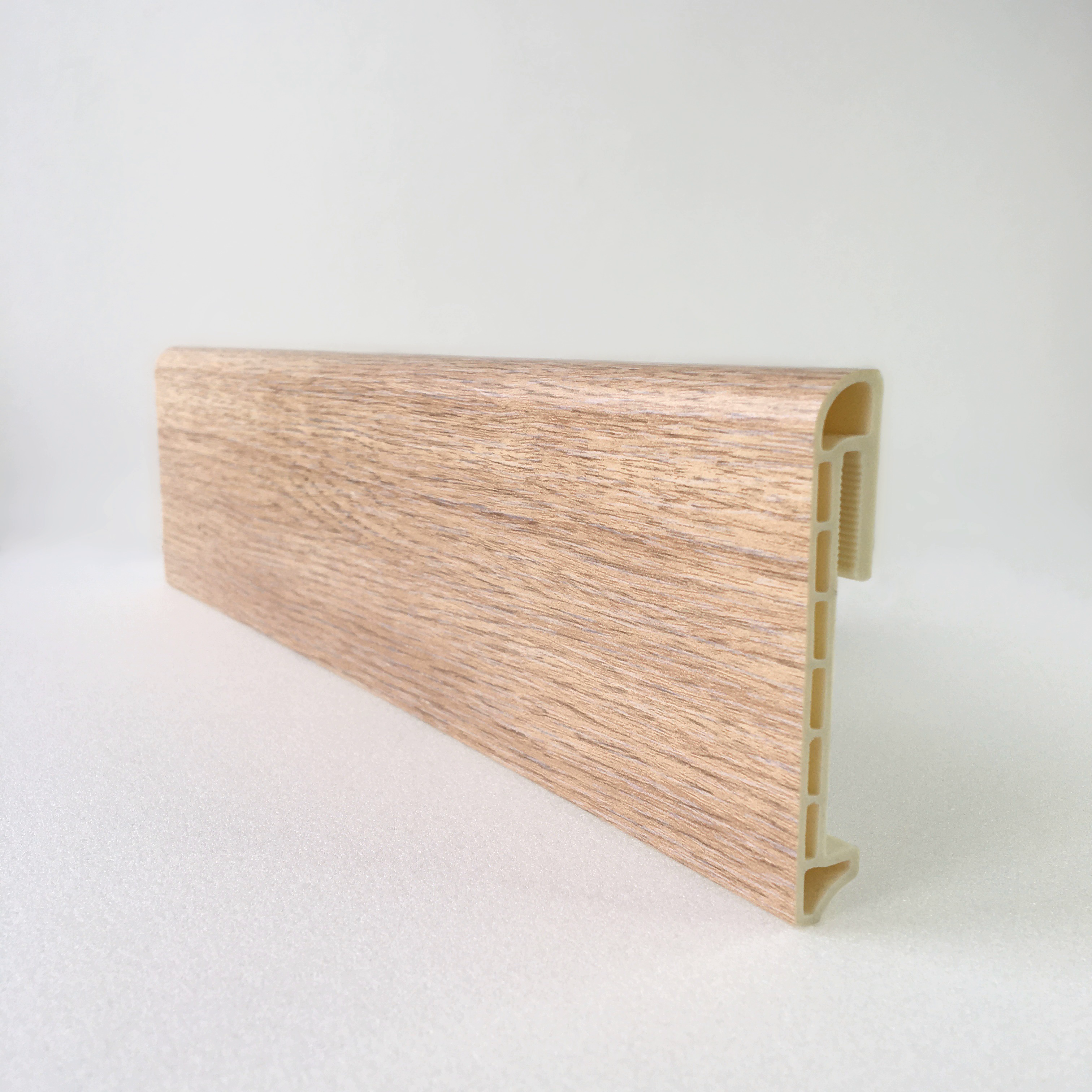 Напольный плинтус  Ясень бежевый 80мм DEKOR PANEL DP051