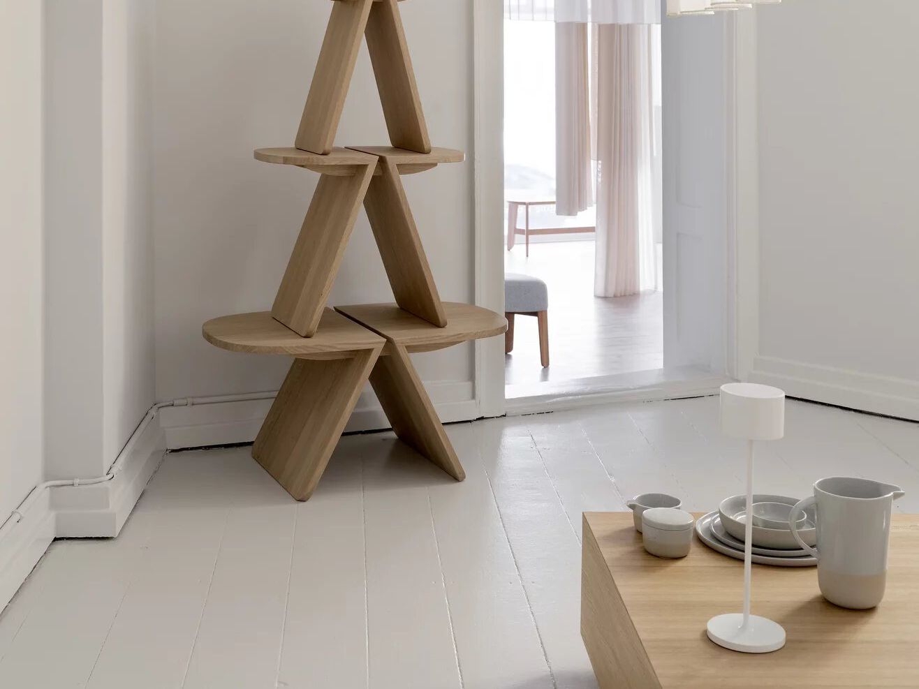 Прямоугольный журнальный столик из дуба blomus Goba ARCH-00037345 - Вид №7