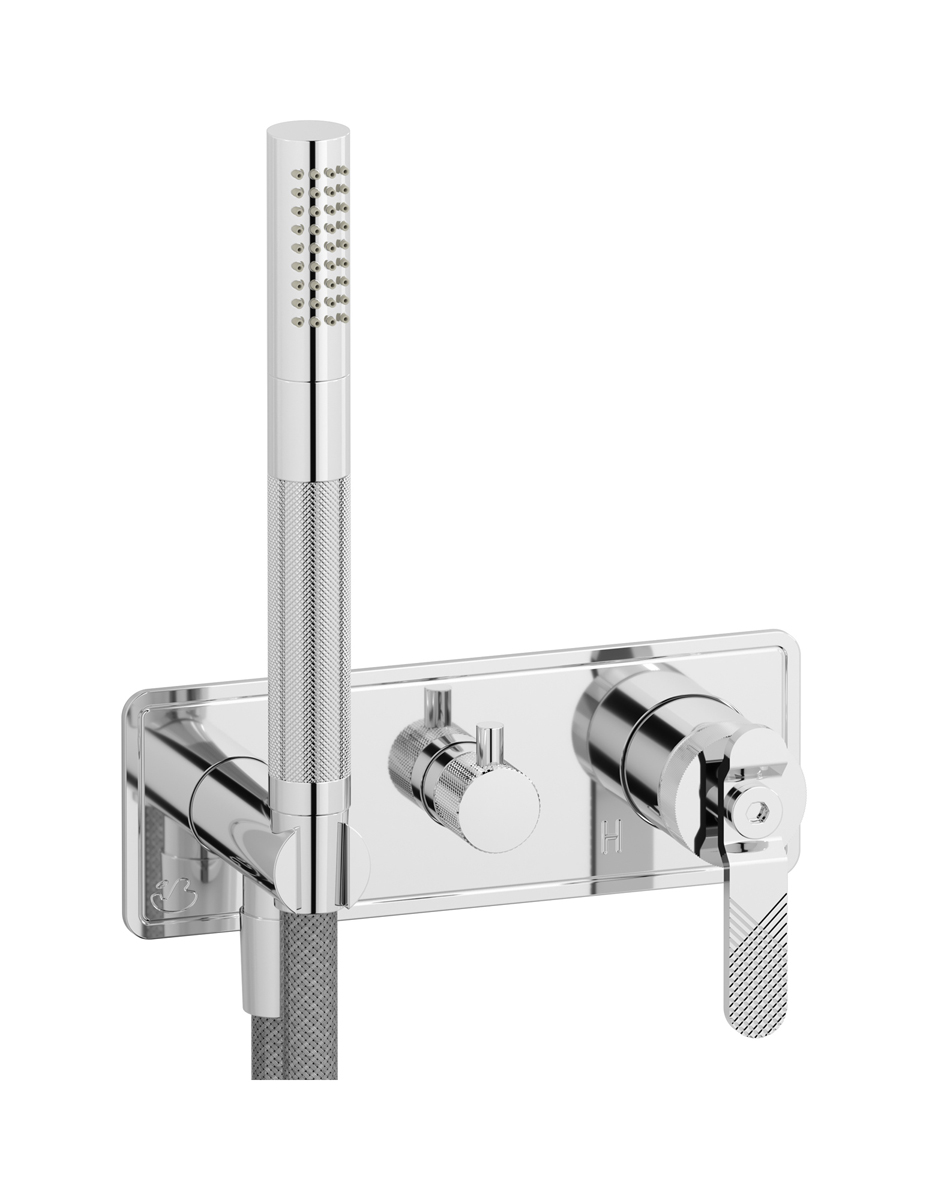 Внешние части встроенного в стену смесителя на 2 потребителя в комплекте с душевым гарнитуром. WE ARE IB b2313cc Chrome Bold