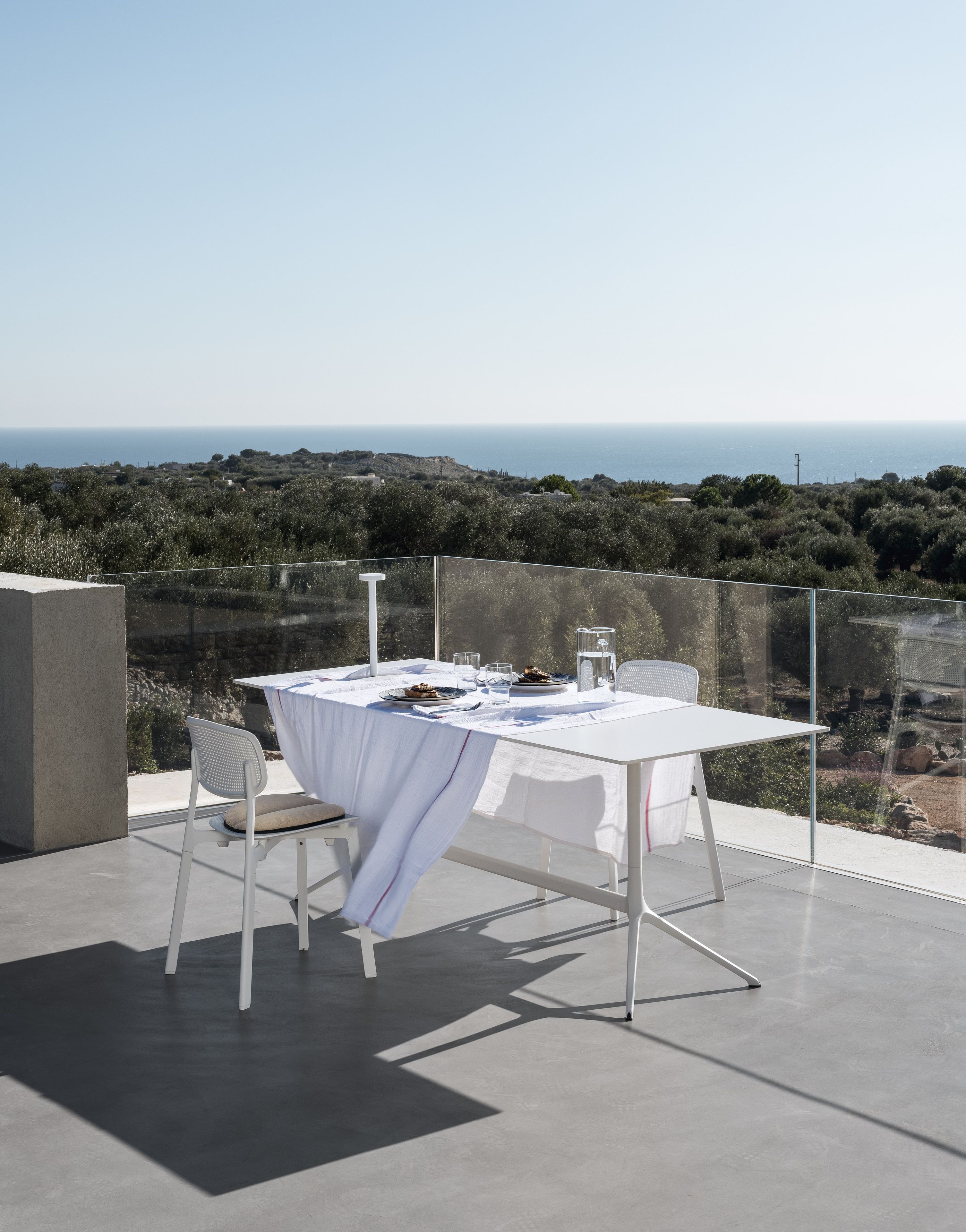 Прямоугольный стол с откидным верхом из литого алюминия Kristalia ARCH-00096698 - Вид №9