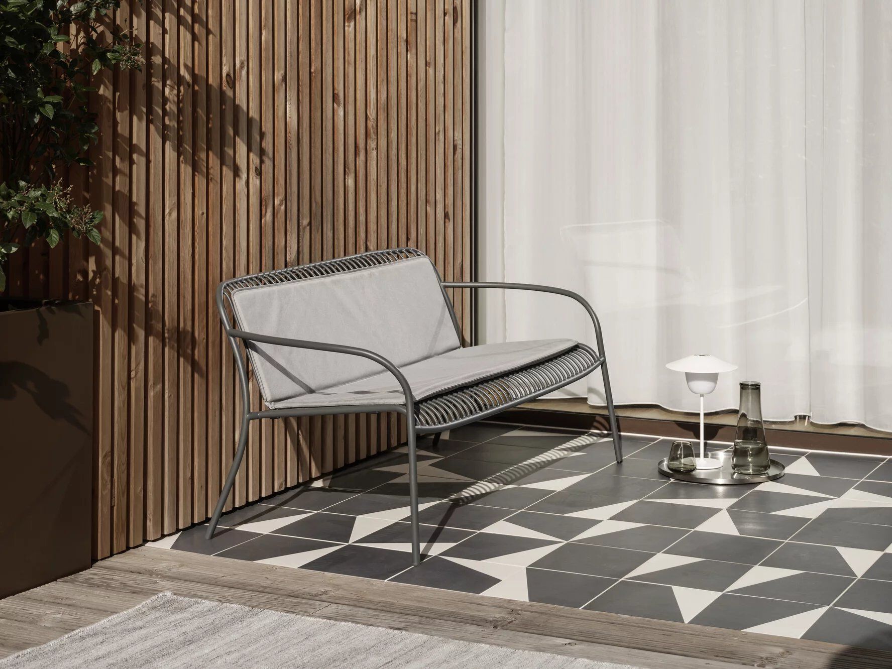 Стальная садовая скамейка blomus Yua ARCH-00046212 - Вид №5