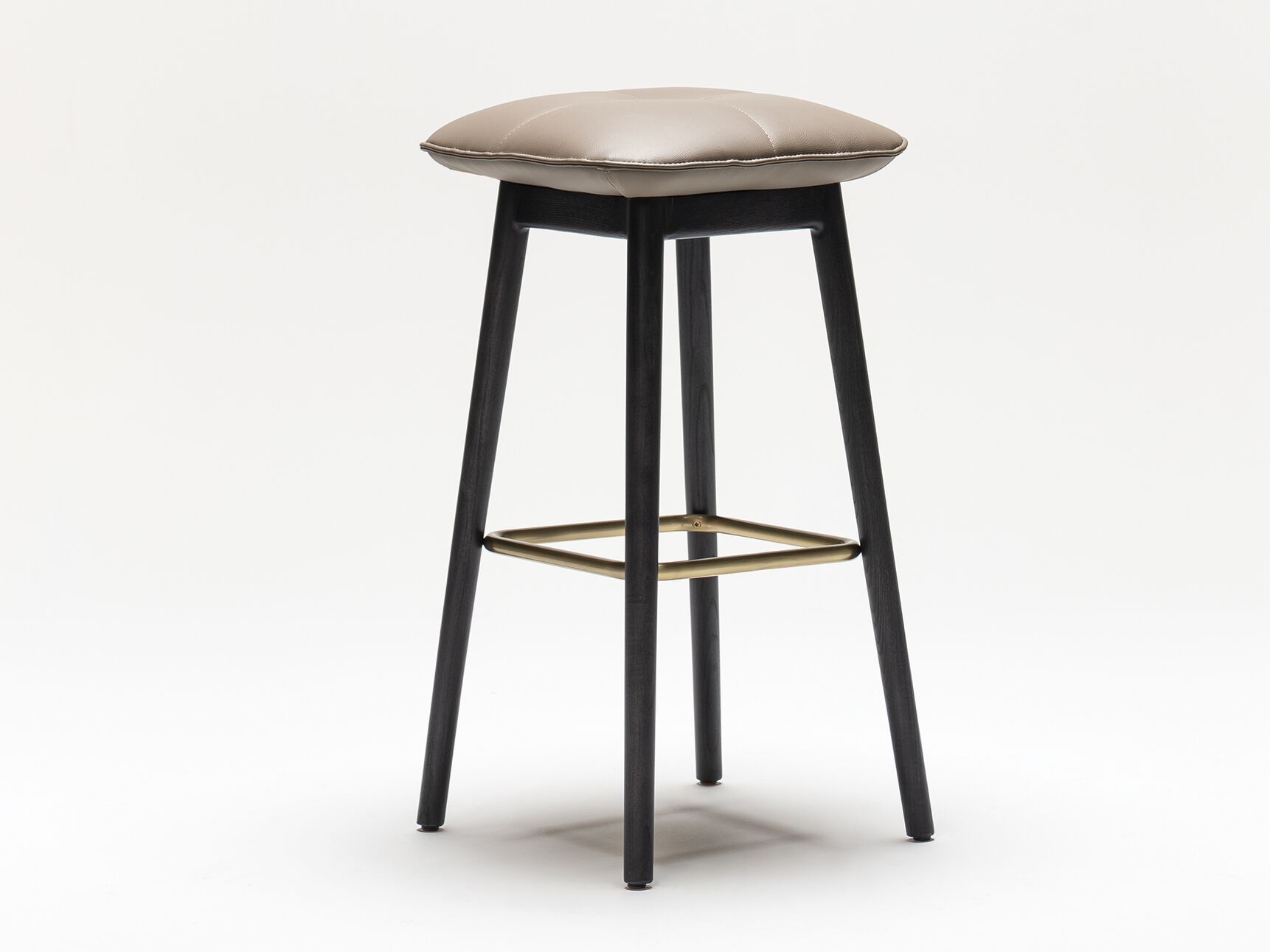 Высокий стул из кожи и ясеня с подставкой для ног Papell Design Squarez ARCH-00089511 - Вид №2