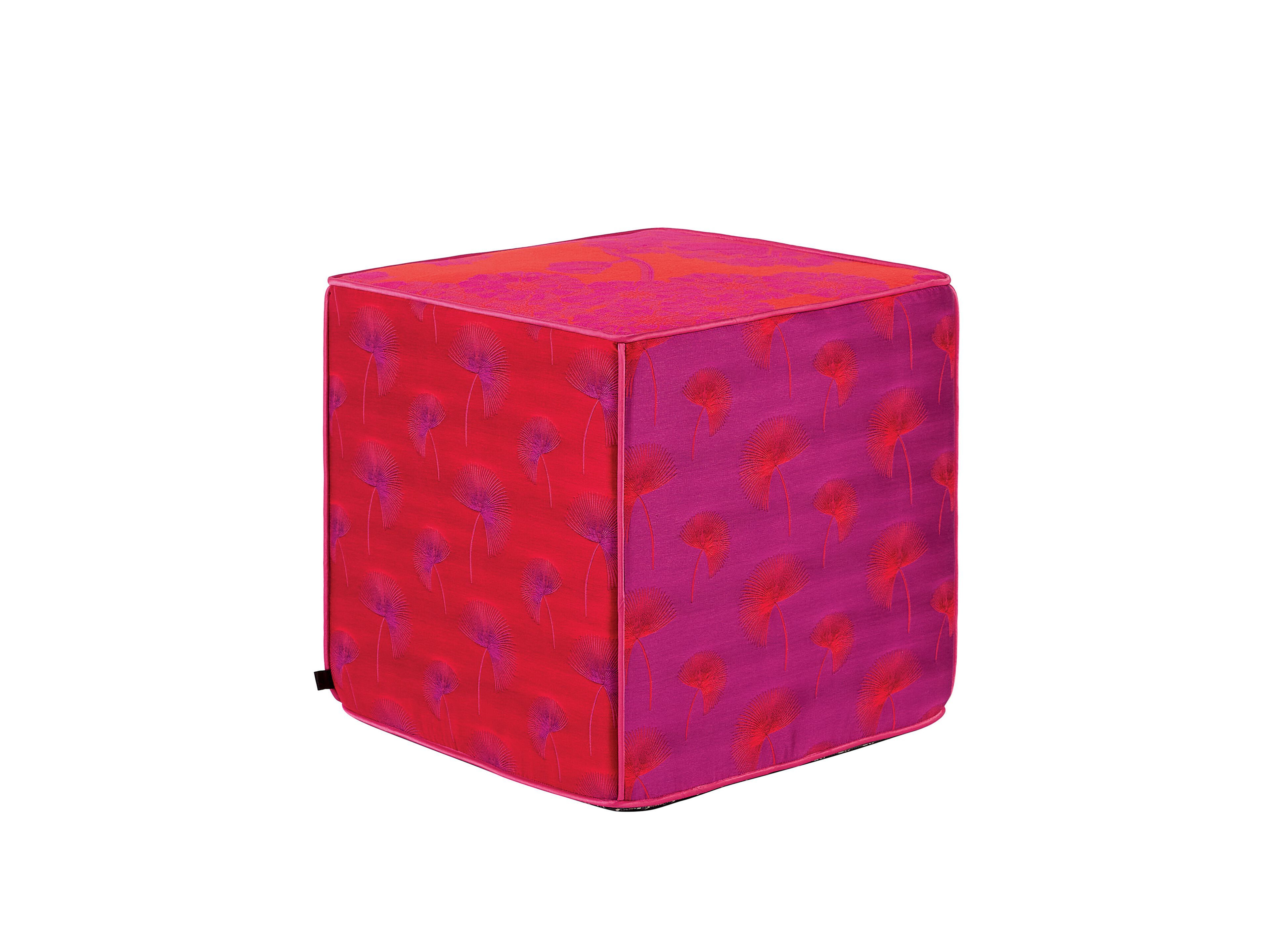 Квадратный пуф из ткани K-3 Hana Pop ARCH-00010959