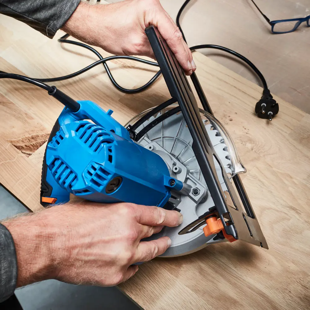 Циркулярная пила Dexter Power NC1300CS, 1300 Вт, 190 мм STLM-2013099 - Вид №7