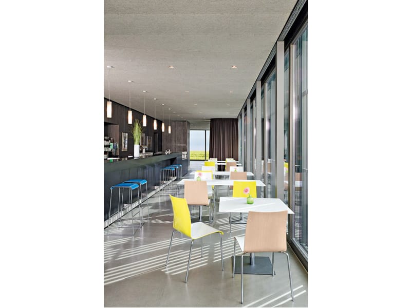 Пластиковый штабелируемый стул Brunner FINA ARCH-00047647 - Вид №2