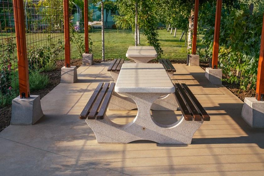 ENCHO ENCHEV - ETE Стол для пикника из бетона и дерева  116  - Вид №2