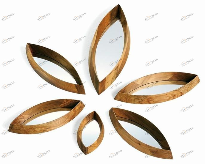 Casamania & Horm Настенное зеркало в деревянной раме sun-id-1509270