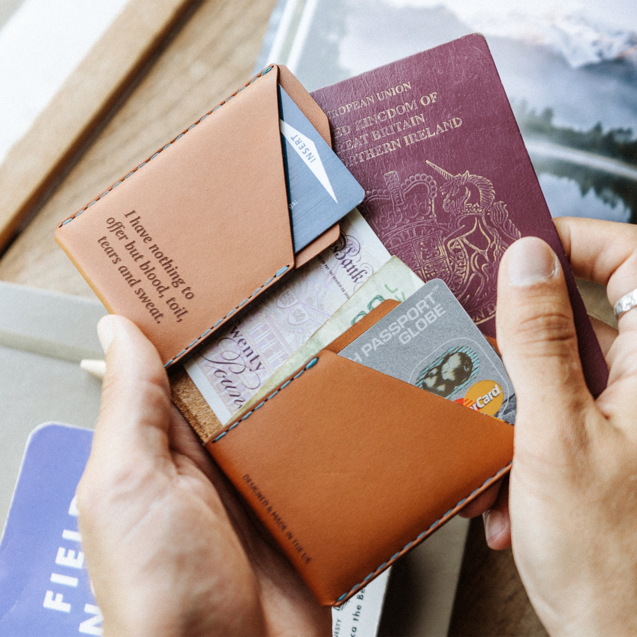 W106WHIS-OCT X Lást Maps Octopus - Кошелек Winston - Виски Wingback  - Вид №8