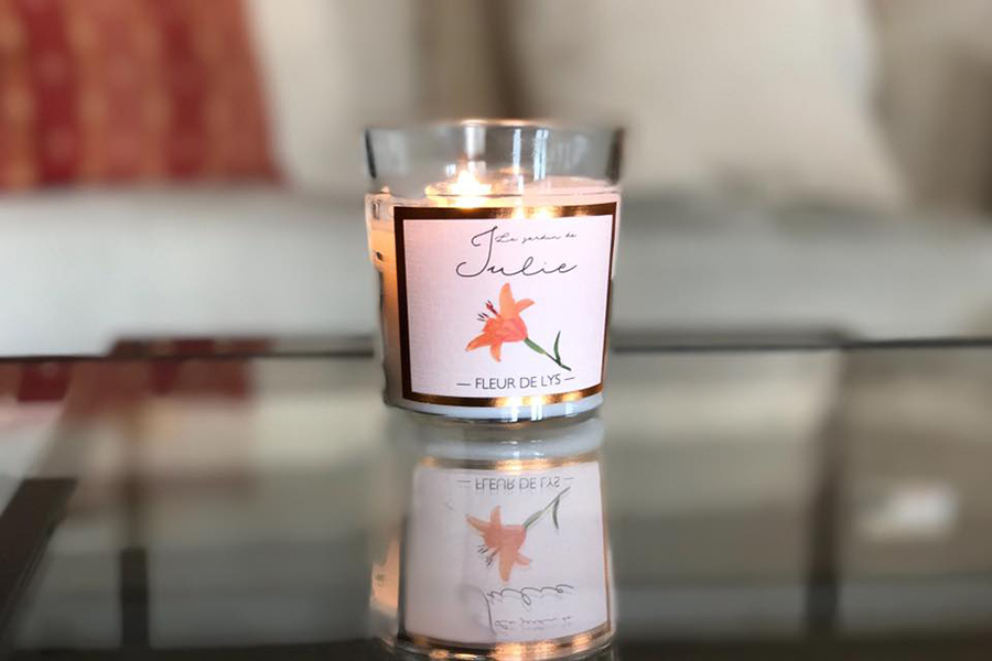 Свеча ароматическая "Лилия" Le Jardin De Julie AMBIENTAIR  00-3880955 Белый  - Вид №1