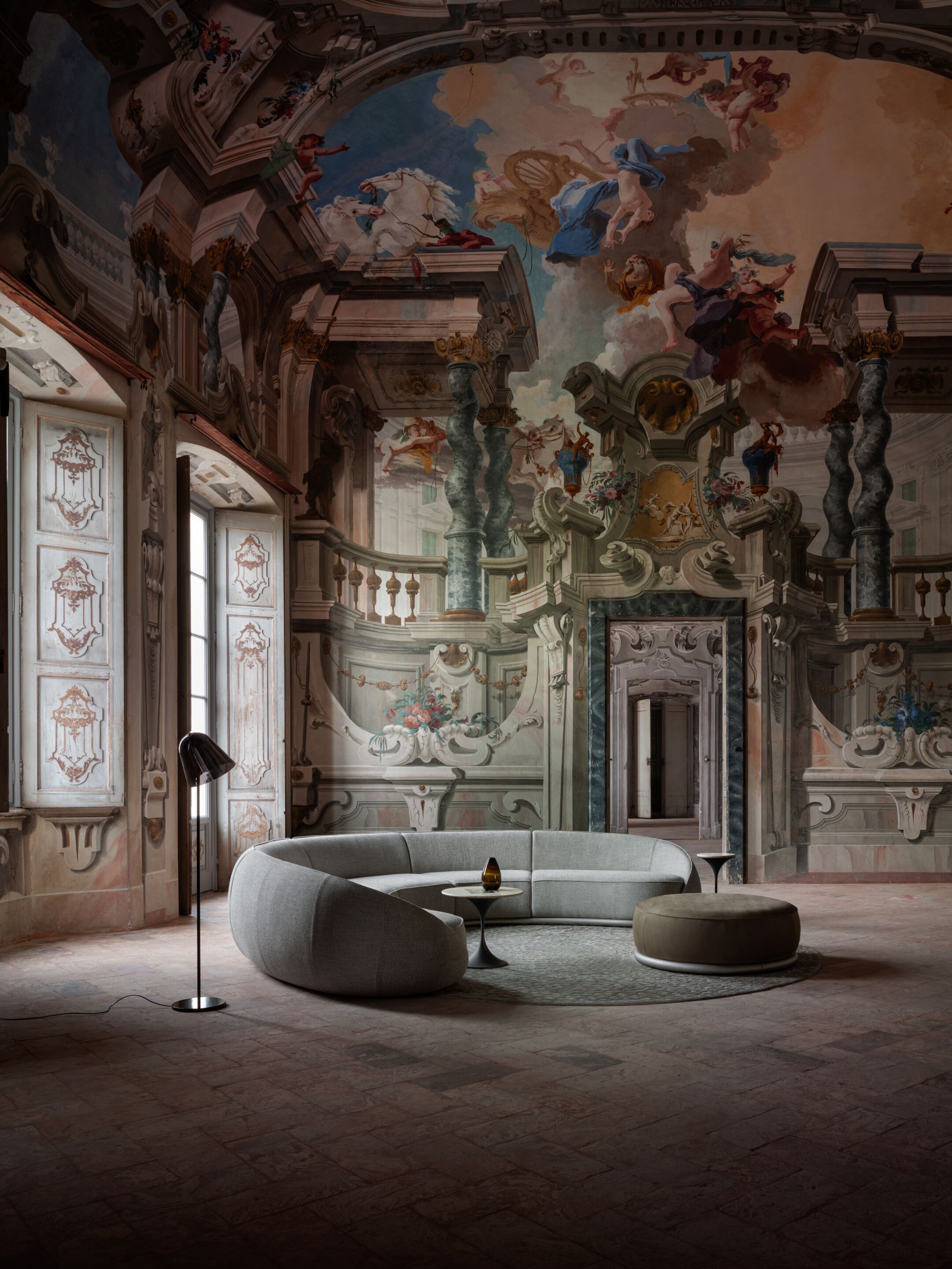 5-местный изогнутый тканевый диван GHIDINI1961 объятия ARCH-00095209 - Вид №2