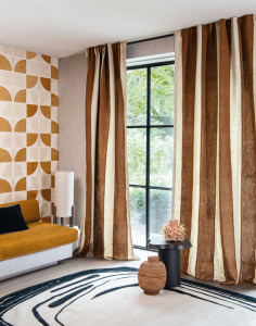 Льняная и хлопковая вышитая полосатая ткань