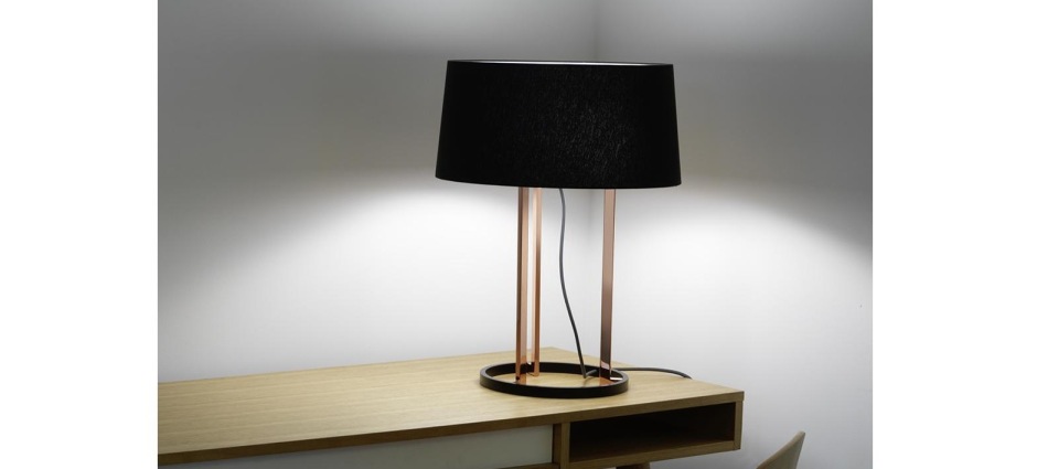 041308 Настольная лампа Leds C4 Premium