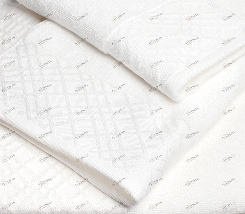 Наш день начинается с полотенца для лица и заканчивается банным полотенцем. Этот продукт требует особо тщательного выбора, ведь как приятно ощущать мягкость и нежность махрового полотна. Коллекции полотенец JE' TAIME от STENOVA HOME - это сочетание высоко Victoria Stenova 216211