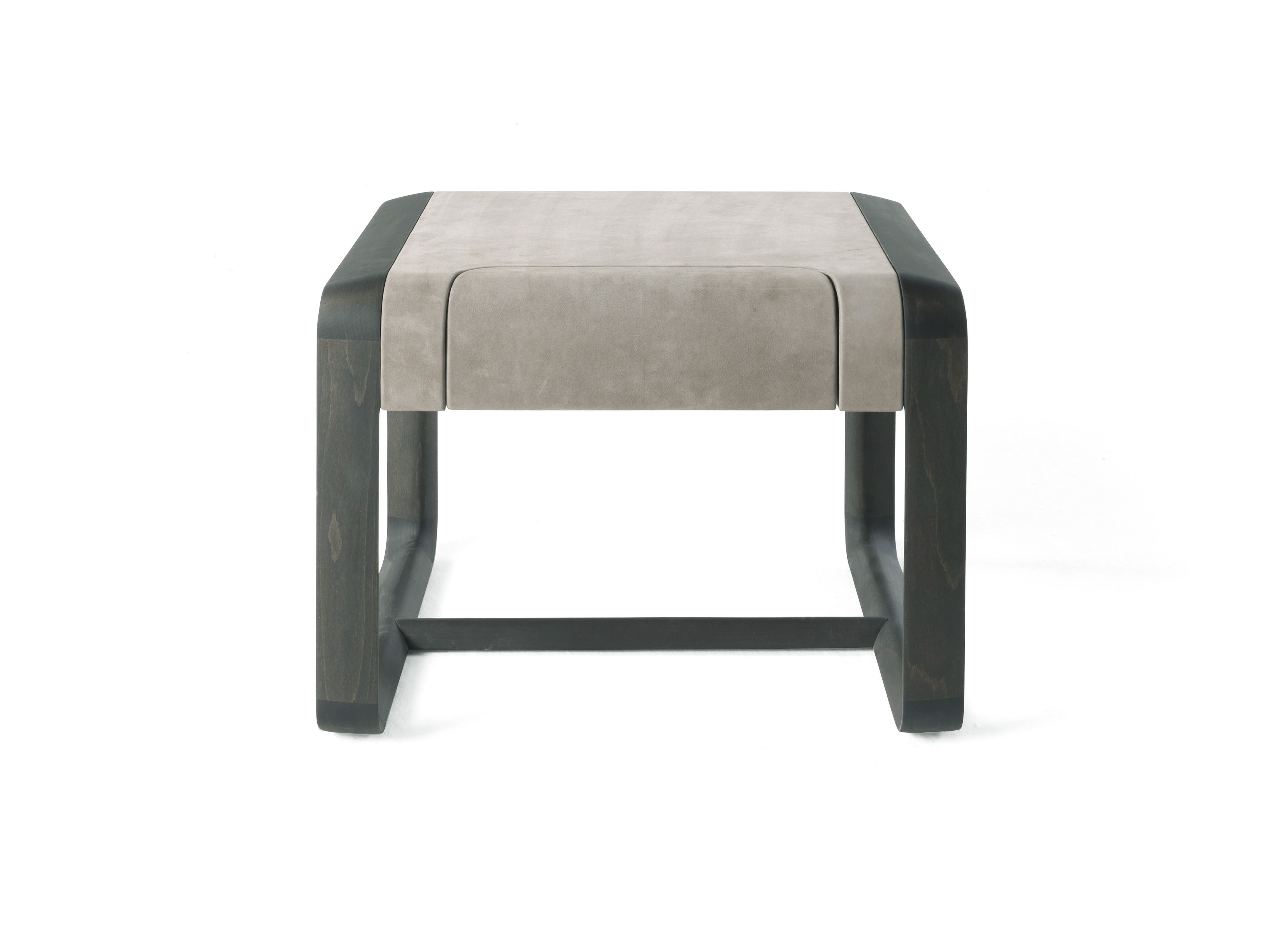 Тумбочка из нубука с ящиками Gianfranco Ferré Home Wynwood ARCH-00127425