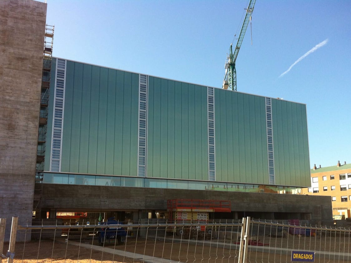 Альвеолярный лист поликарбоната Polyvantis Строительные системы LEXAN™ ARCH-00102505 - Вид №7