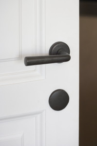 Железная ручка