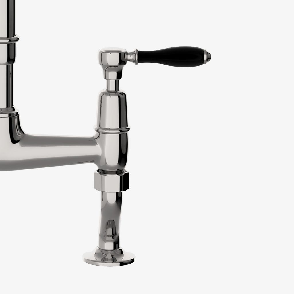 EAKM04 Смеситель для кухни Gooseneck моста Easton классический с двумя отверстиями, ручки рычага черного фарфора Waterworks  - Вид №1