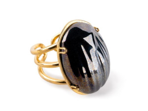 Кольцо из фарфора