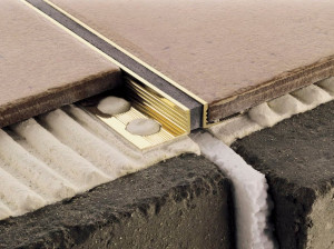 Латунный компенсатор