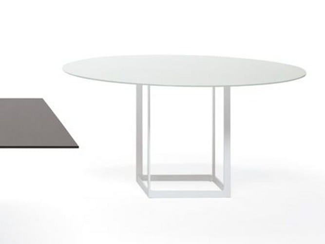 Круглый Хрустальный стол YDF ARCH-00127542