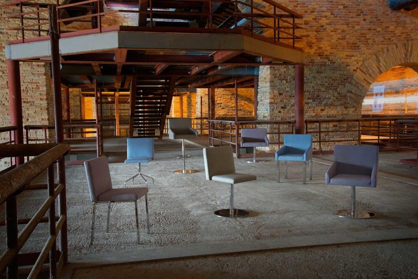 Domingo Salotti Мягкое кресло на жердочке для залов ожидания Kelly sun-id-1462215 - Вид №3