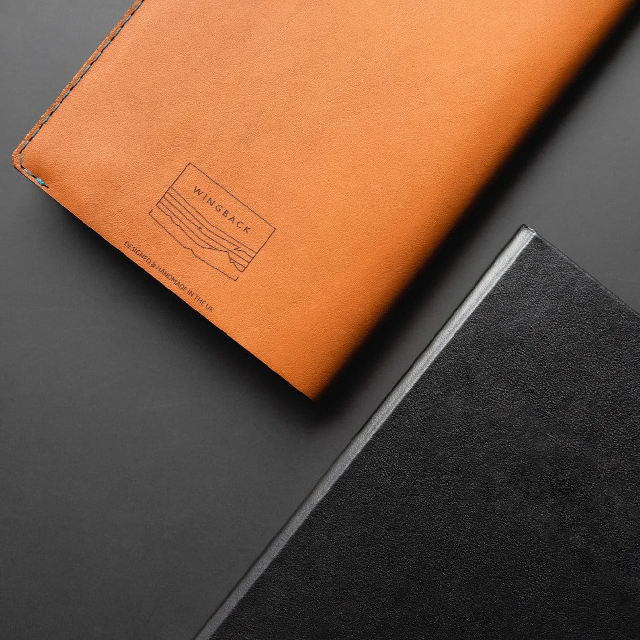 M907-SQU Блокнот Moleskine Classic в твердом переплете - квадратный Wingback  - Вид №6