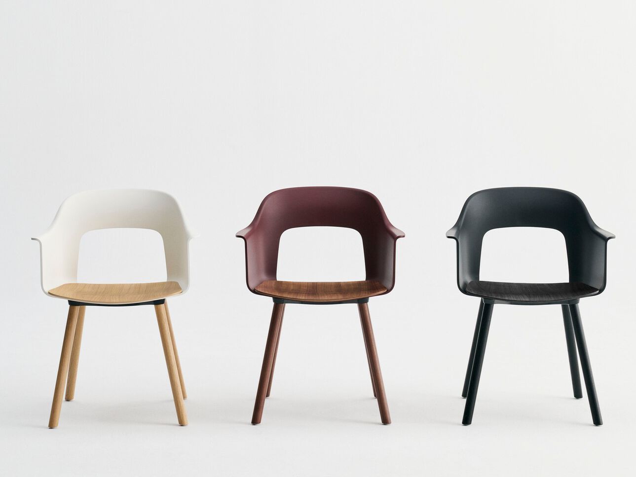 Подлокотник из полипропилена с деревянным сиденьем Hay макет ARCH-00040504 - Вид №5