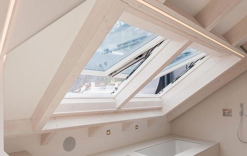 Roto Поворотное / поворотное окно из ПВХ Designo sun-id-1508764 - Вид №9