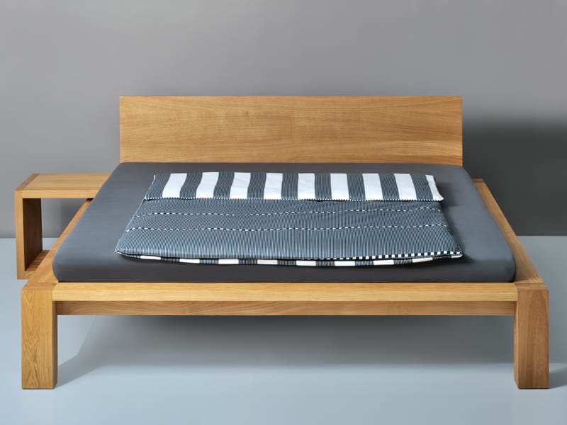 Двуспальная кровать из массива дерева Vitamin Design ARCH-00066857 - Вид №1