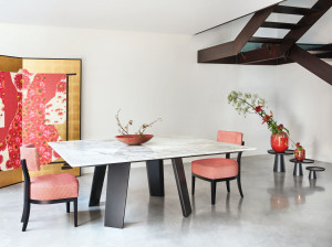 Керамическая круглая ваза