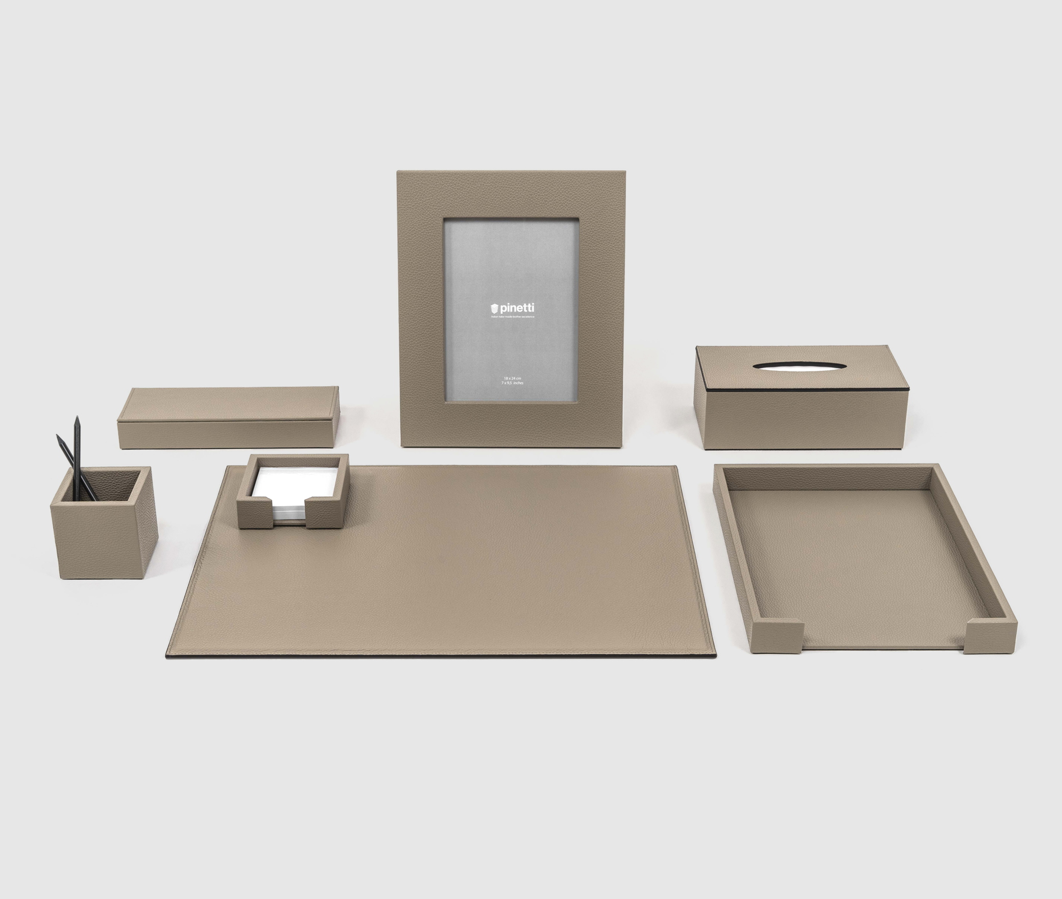 Настольный коврик - 56X42,5 см / зернистая кожа_coffee Pinetti 00.0316.029.015 - Вид №3