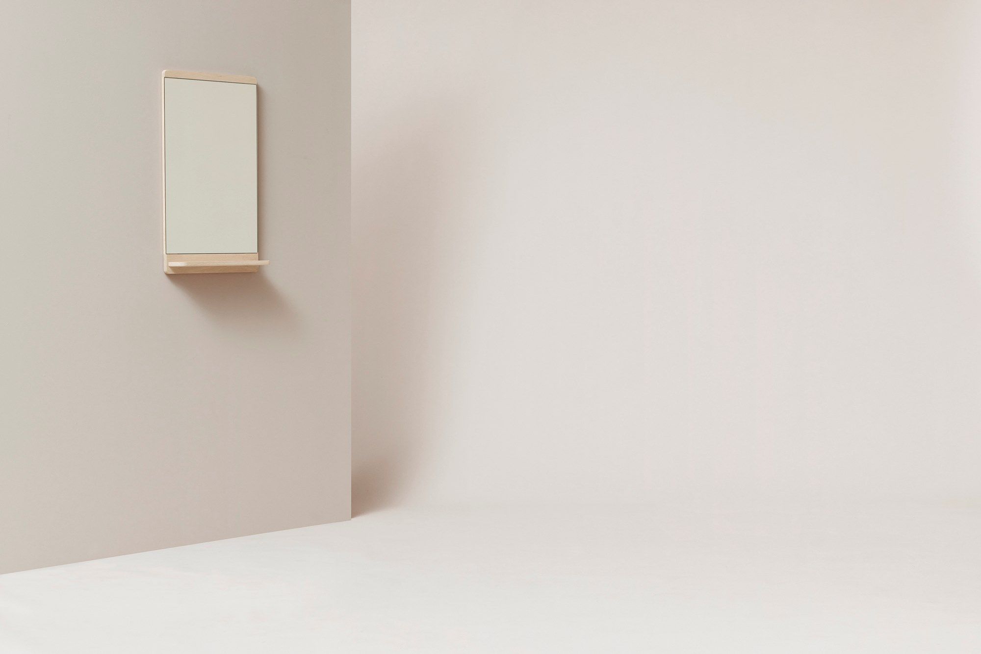 Прямоугольное зеркало из дуба с полкой Form & Refine Rim ARCH-00105876 - Вид №11