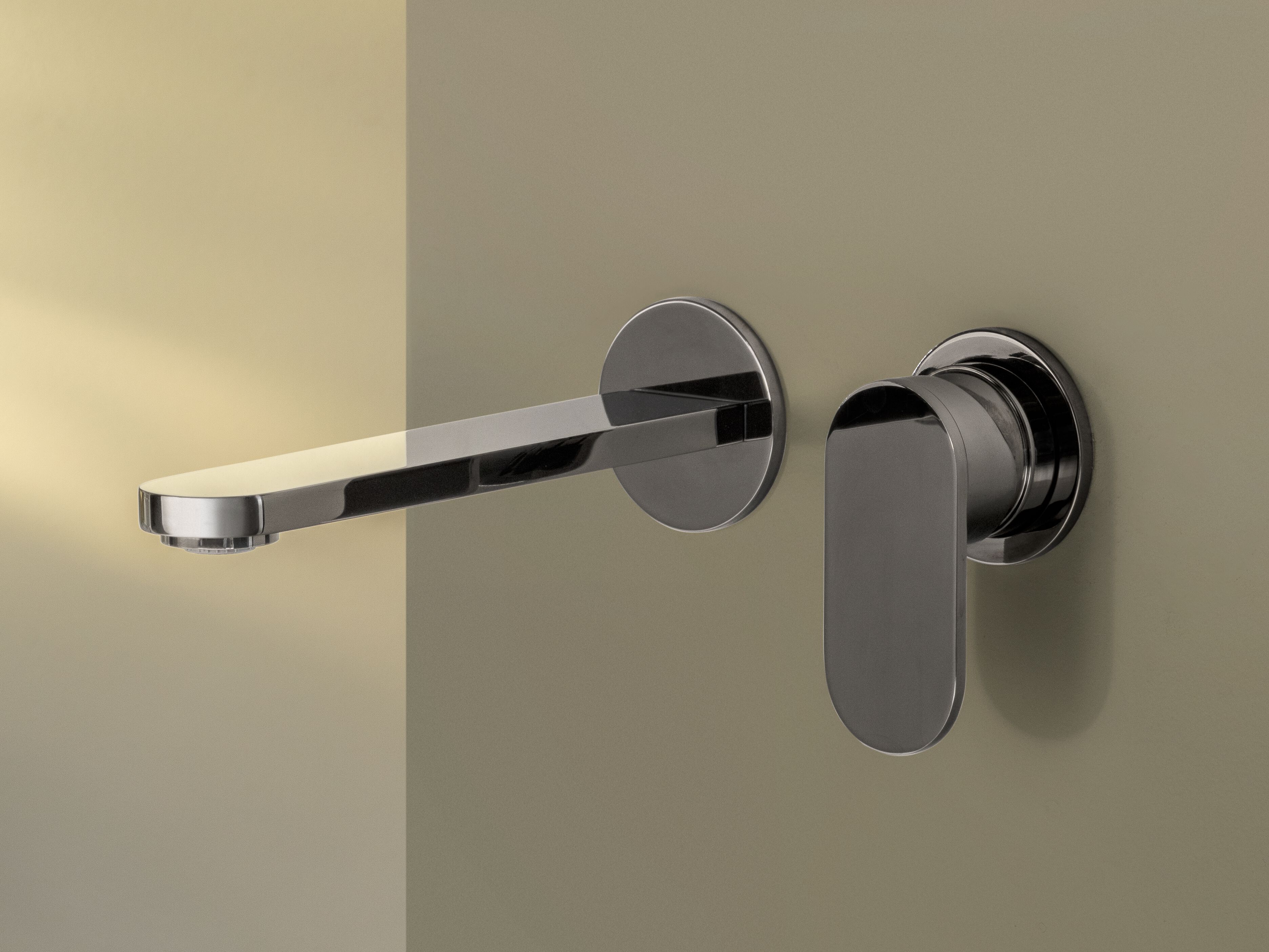 Однорычажный настенный смеситель для раковины с 2 отверстиями Zucchetti Octo ARCH-00146558 - Вид №1