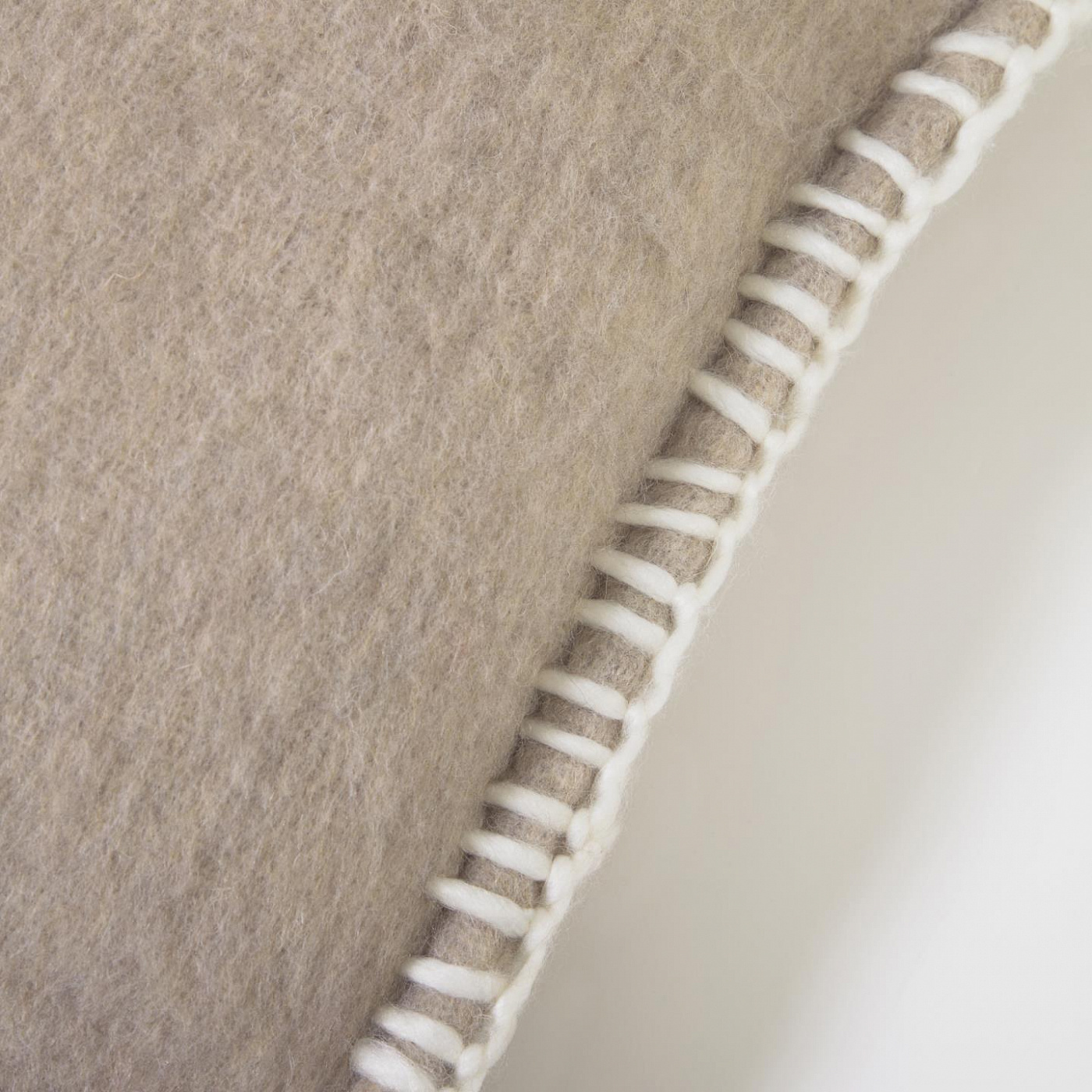 108488 Чехол для подушки коричневый 45 x 45 cm La Forma Augustina 