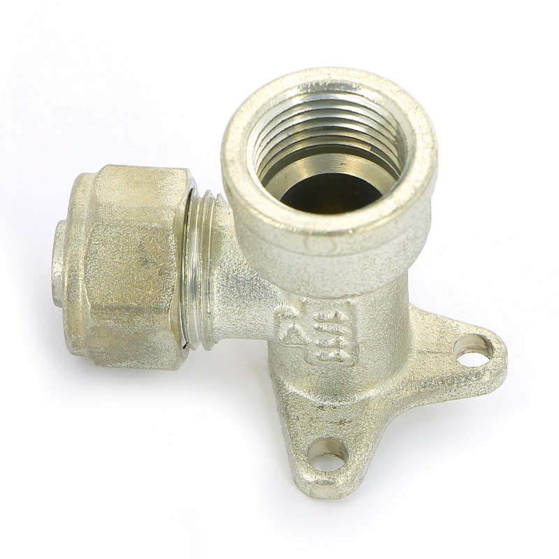 Угол обжим-В с креплением HENCO 16х1/2" 71604