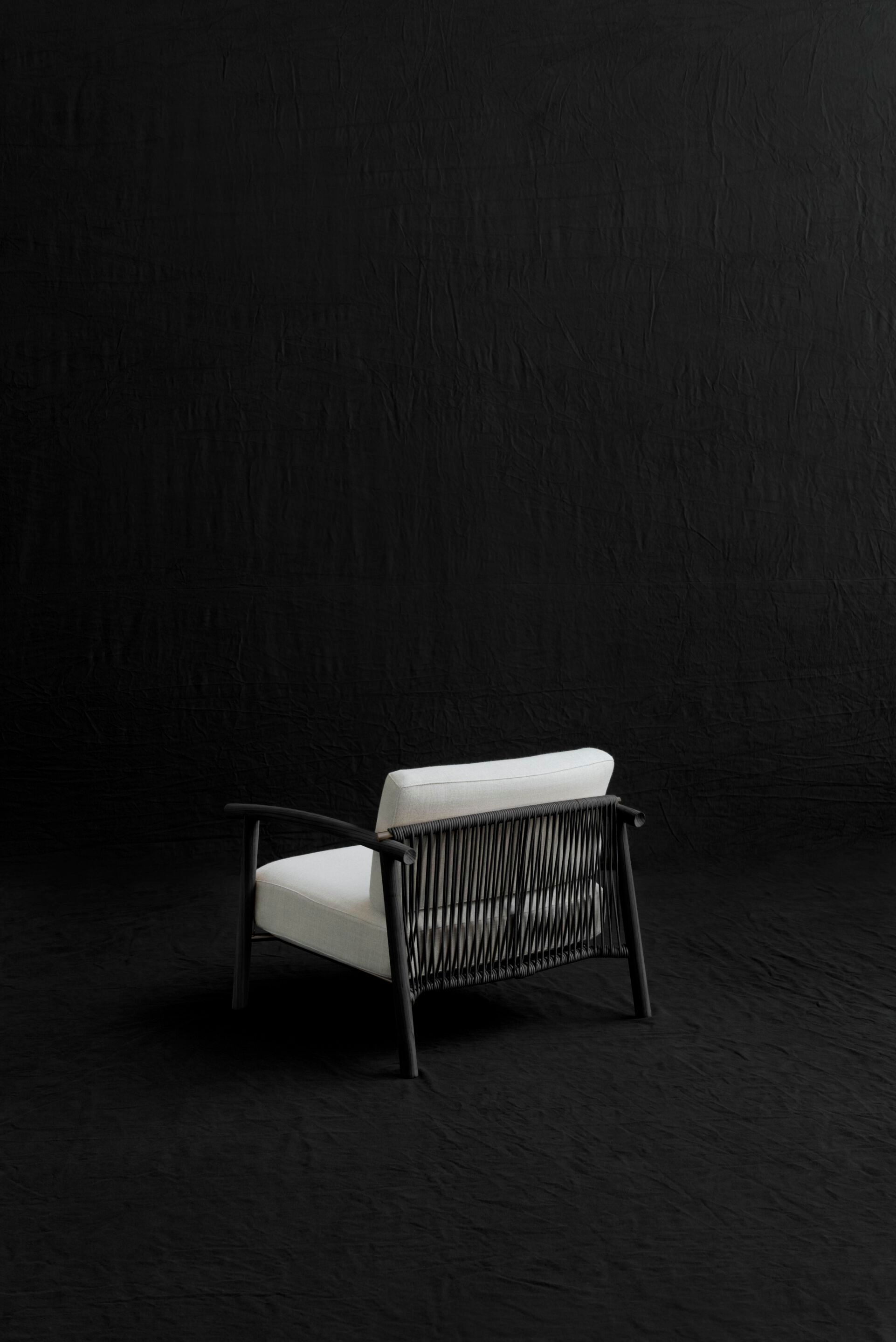 Тканевое кресло с подлокотниками Living Divani Касуми ARCH-00123849 - Вид №3