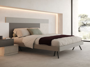 Деревянная кровать для хранения