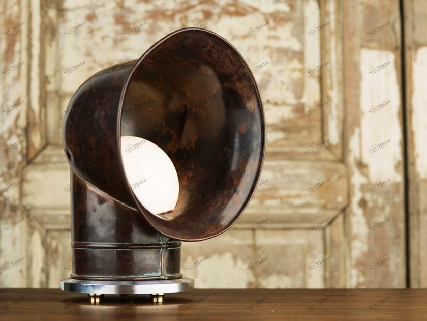 Pascal & Philippe Настольная лампа из меди Pezzi unici sun-id-1397358