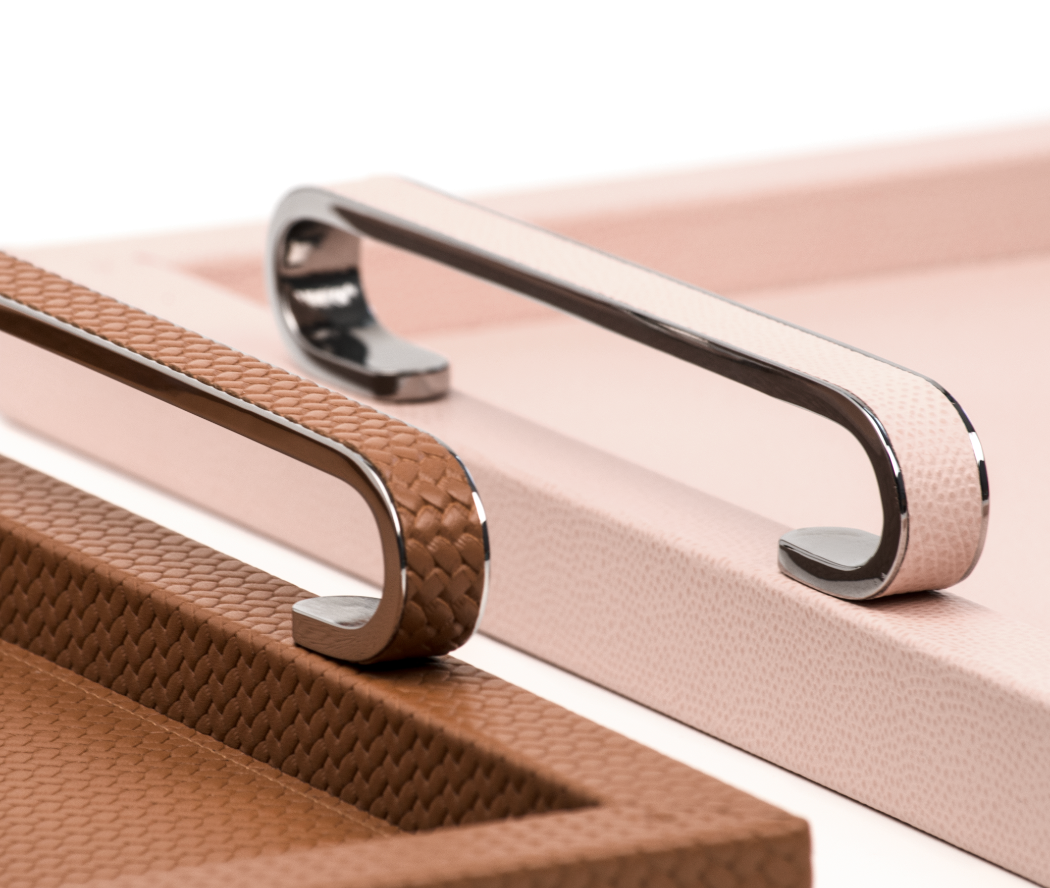 Foscari Поднос - 35,5X35,5 см/металл-хром/тканая кожа_темно-серый Pinetti 00.1913.061.055 - Вид №5