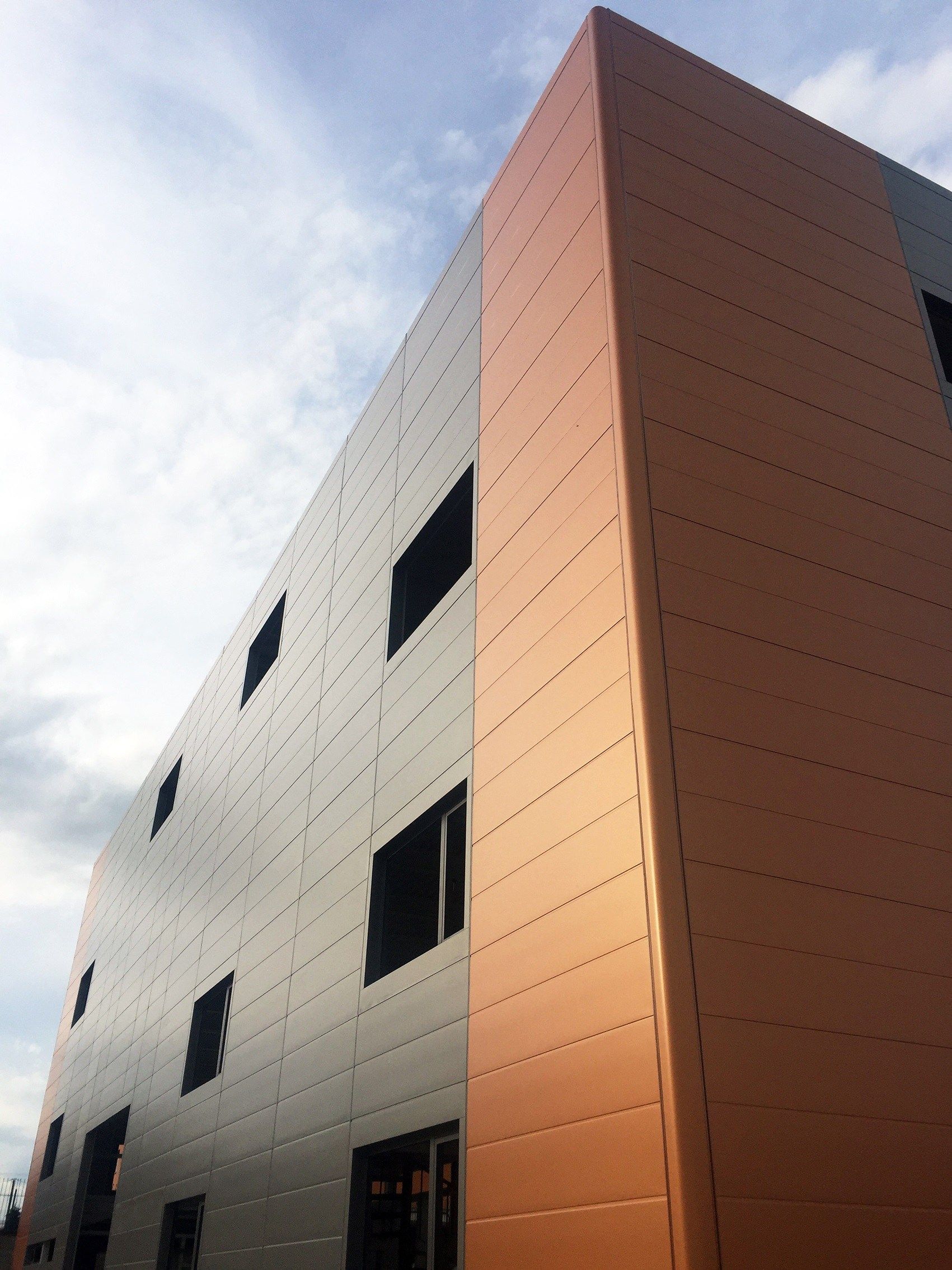 Изолированная металлическая панель для фасада ELCOM SYSTEM ТЕРМОПАРЕТЫ® ARCH-00037807 - Вид №163