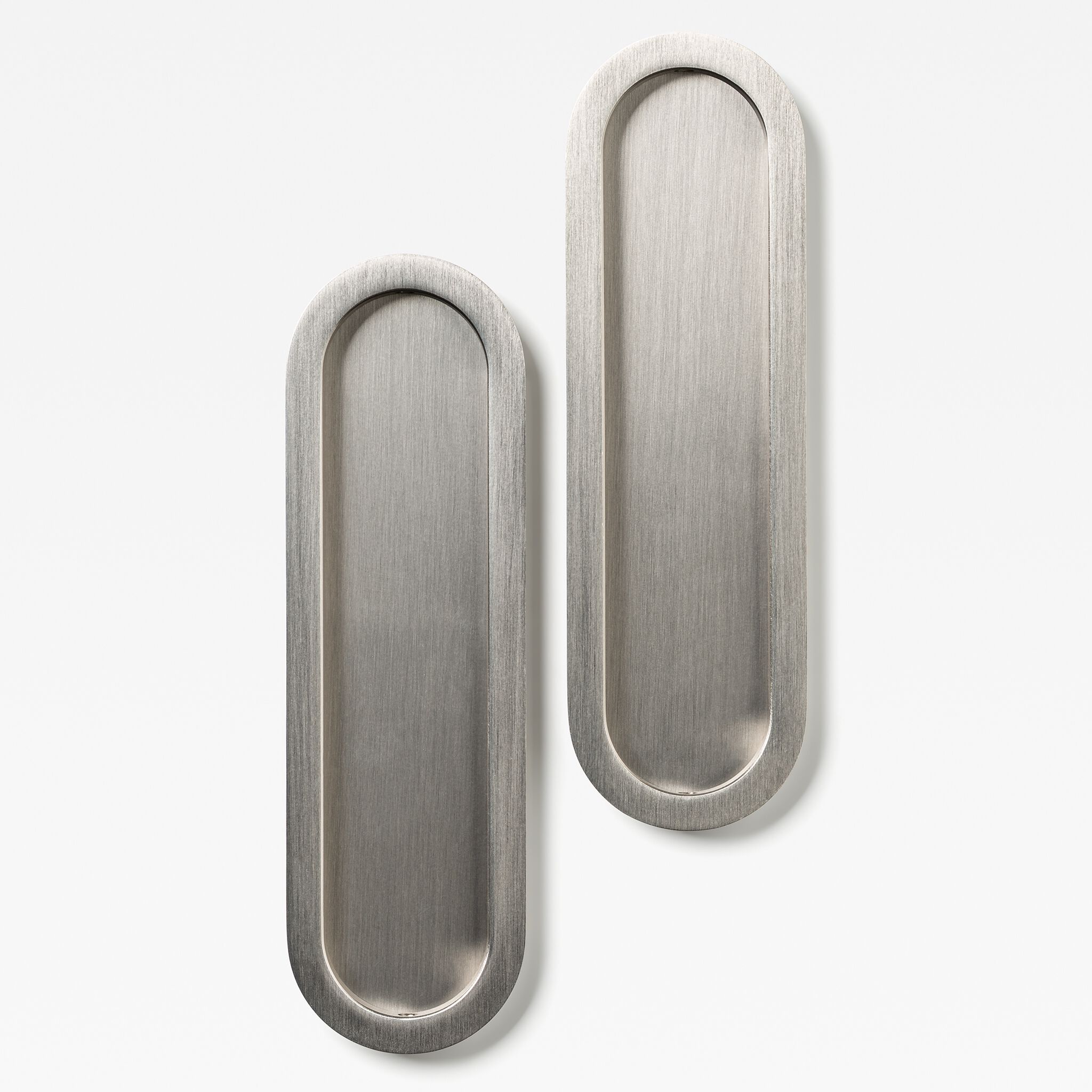 Латунная утопленная ручка Lo & Co Interiors Flush Pull ARCH-00072364 - Вид №16
