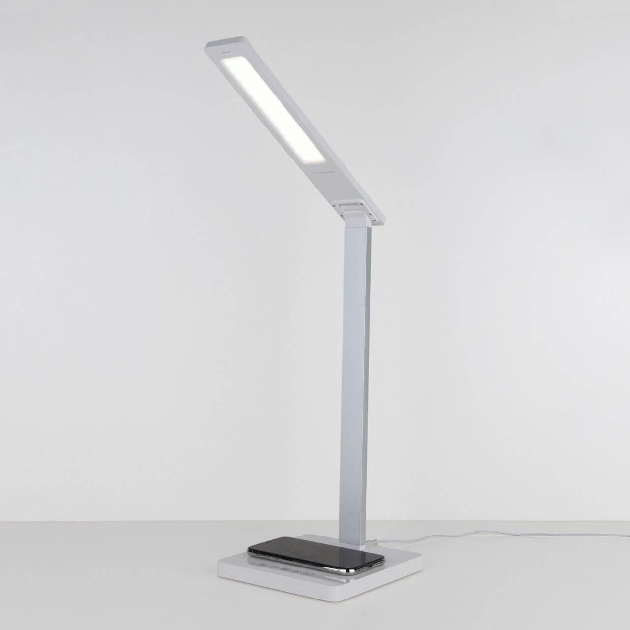 Лампа настольная белая с серебристым Elektrostandard Lori 4690389112218 ELEKTROSTANDARD LORI 00-3908233 Белый;серебро  - Вид №1