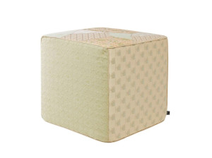 Квадратный пуф из ткани