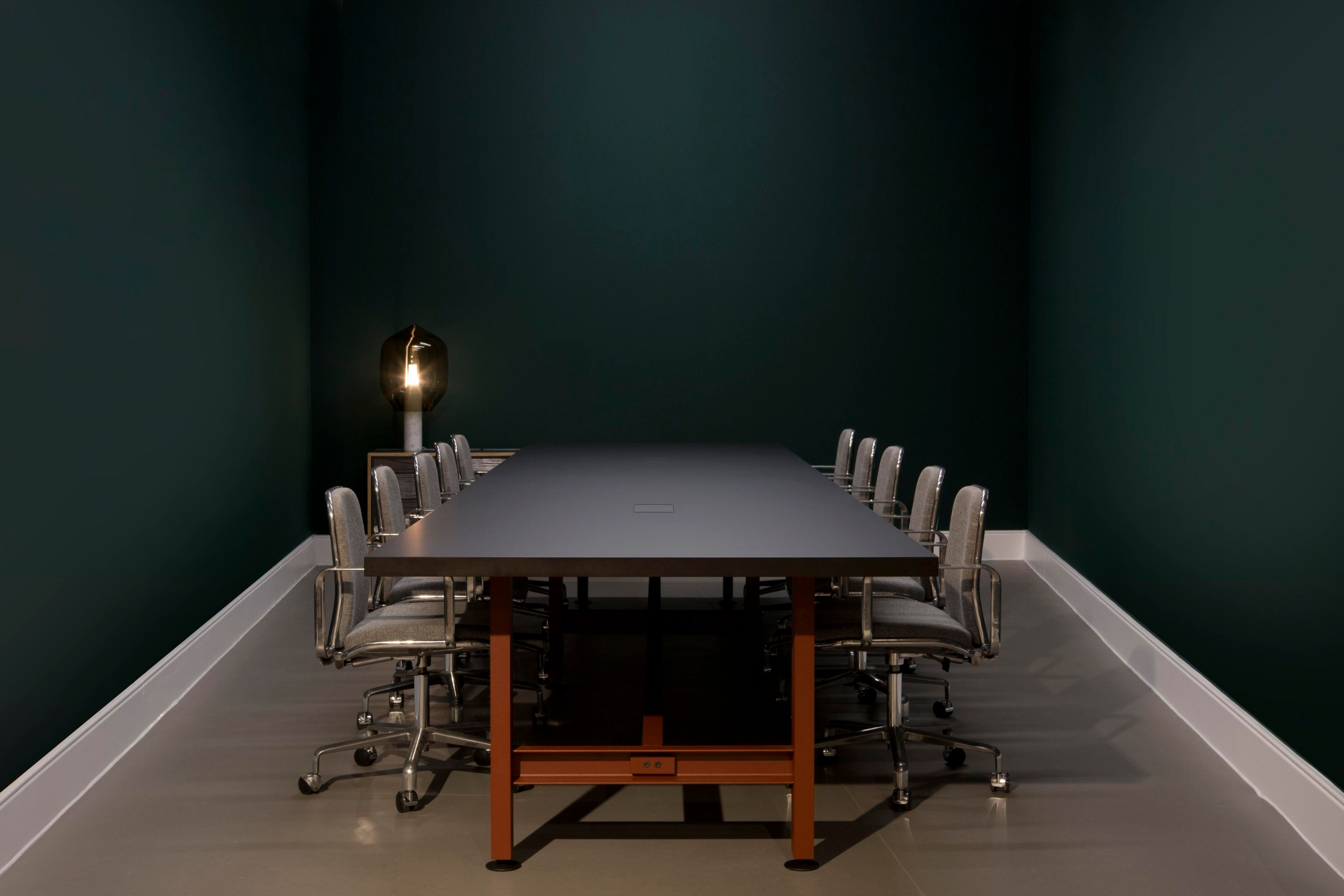 Стальной прямоугольный стол для совещаний Established&Sons Beam ARCH-00031678 - Вид №2