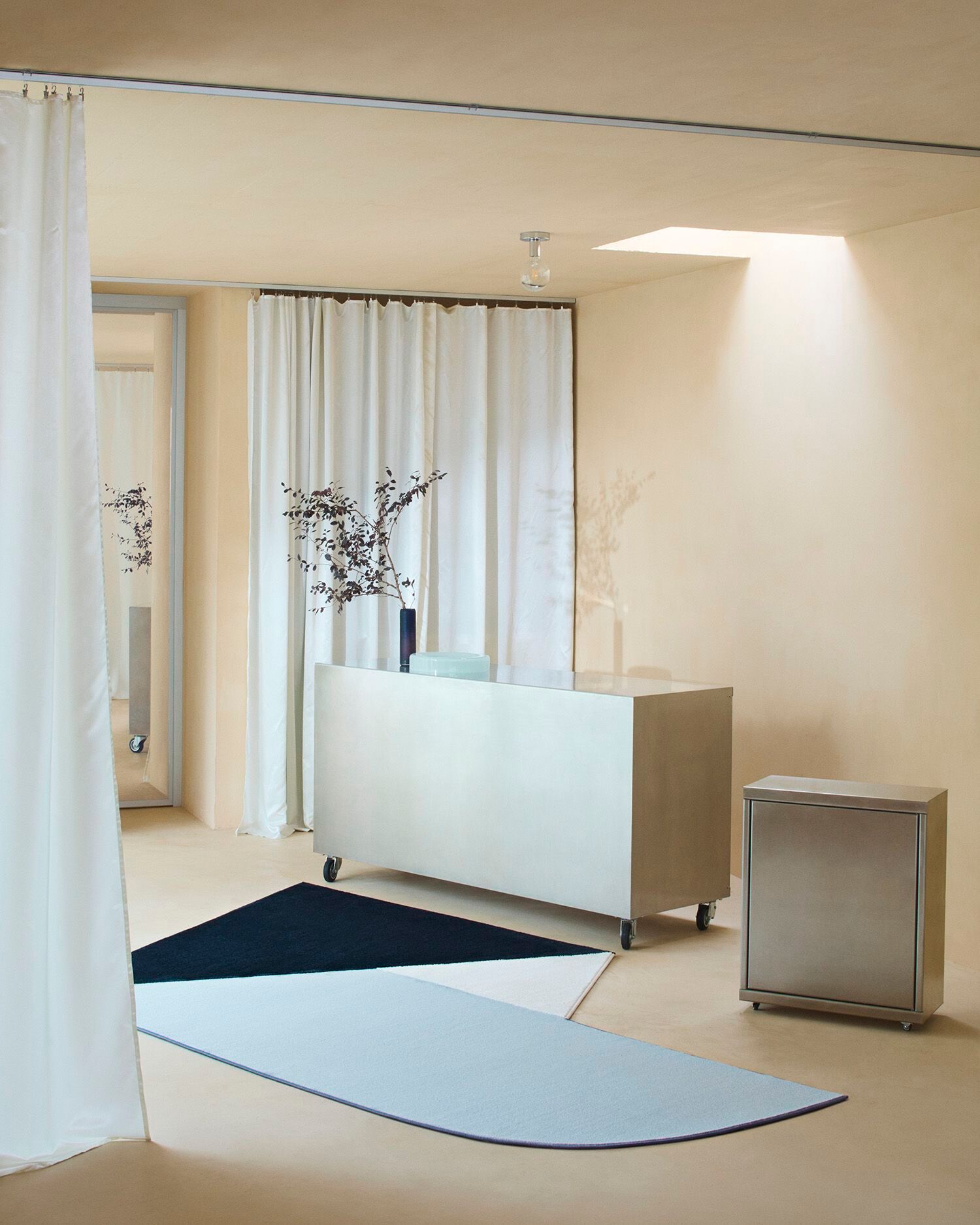 Ковер ручной работы с геометрическим рисунком Besana Moquette APEX ARCH-00122230 - Вид №1