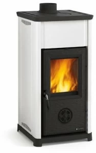 LA NORDICA EXTRAFLAME Дровяная печь с внешним покрытием из фарфоровой стали