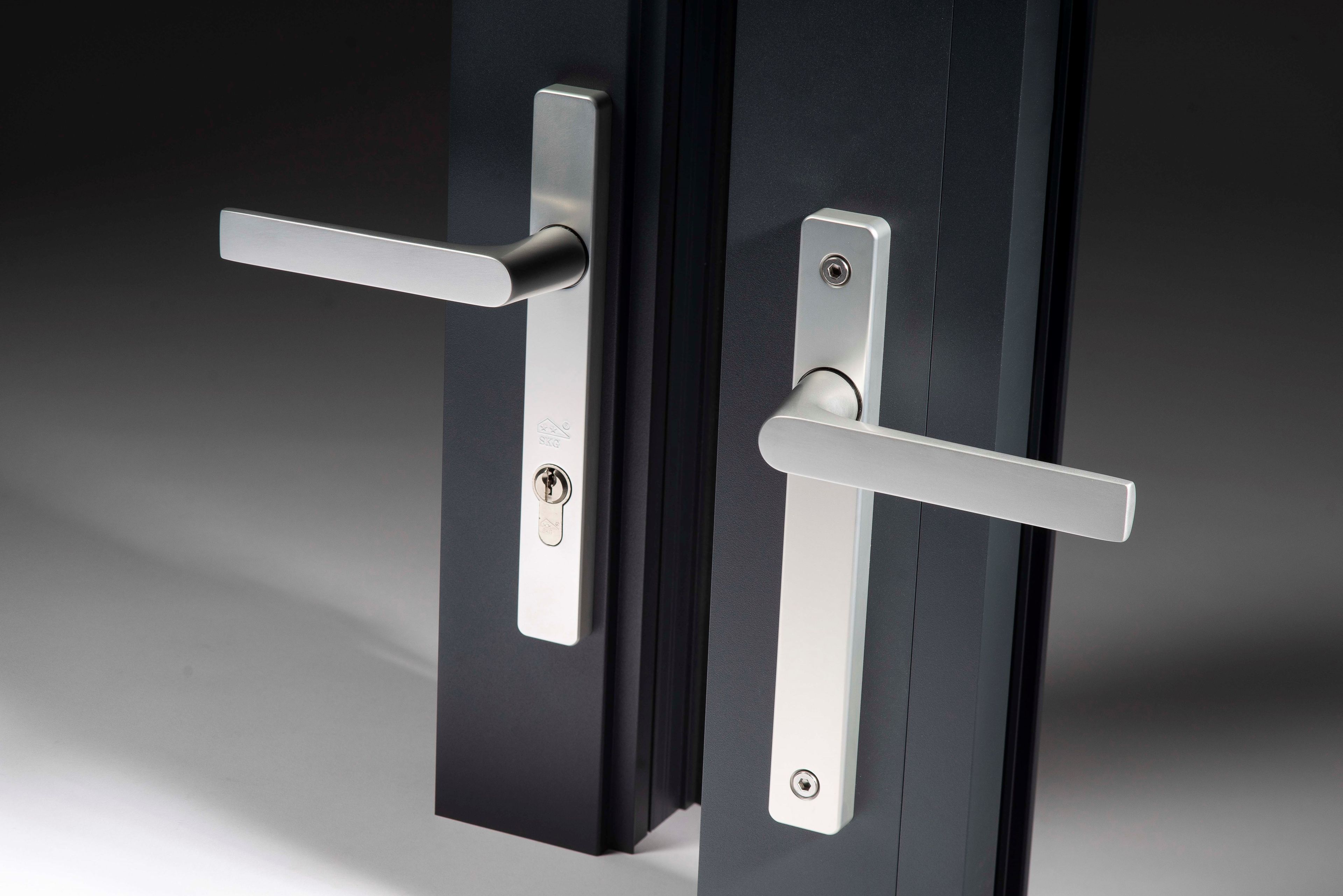 Дверная ручка Reynaers Aluminium Touch ARCH-00146102 - Вид №1