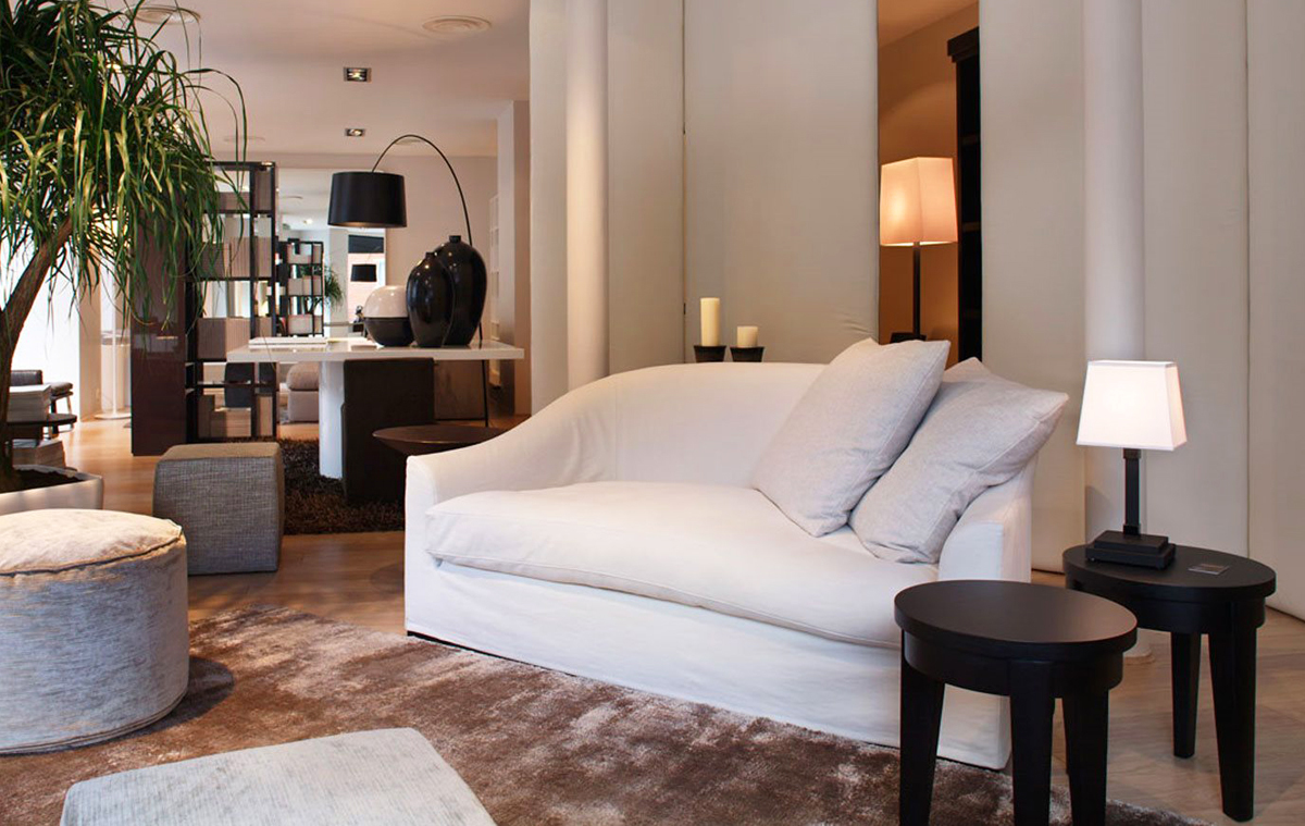 Диван  MERIDIANI LENNY divano Live