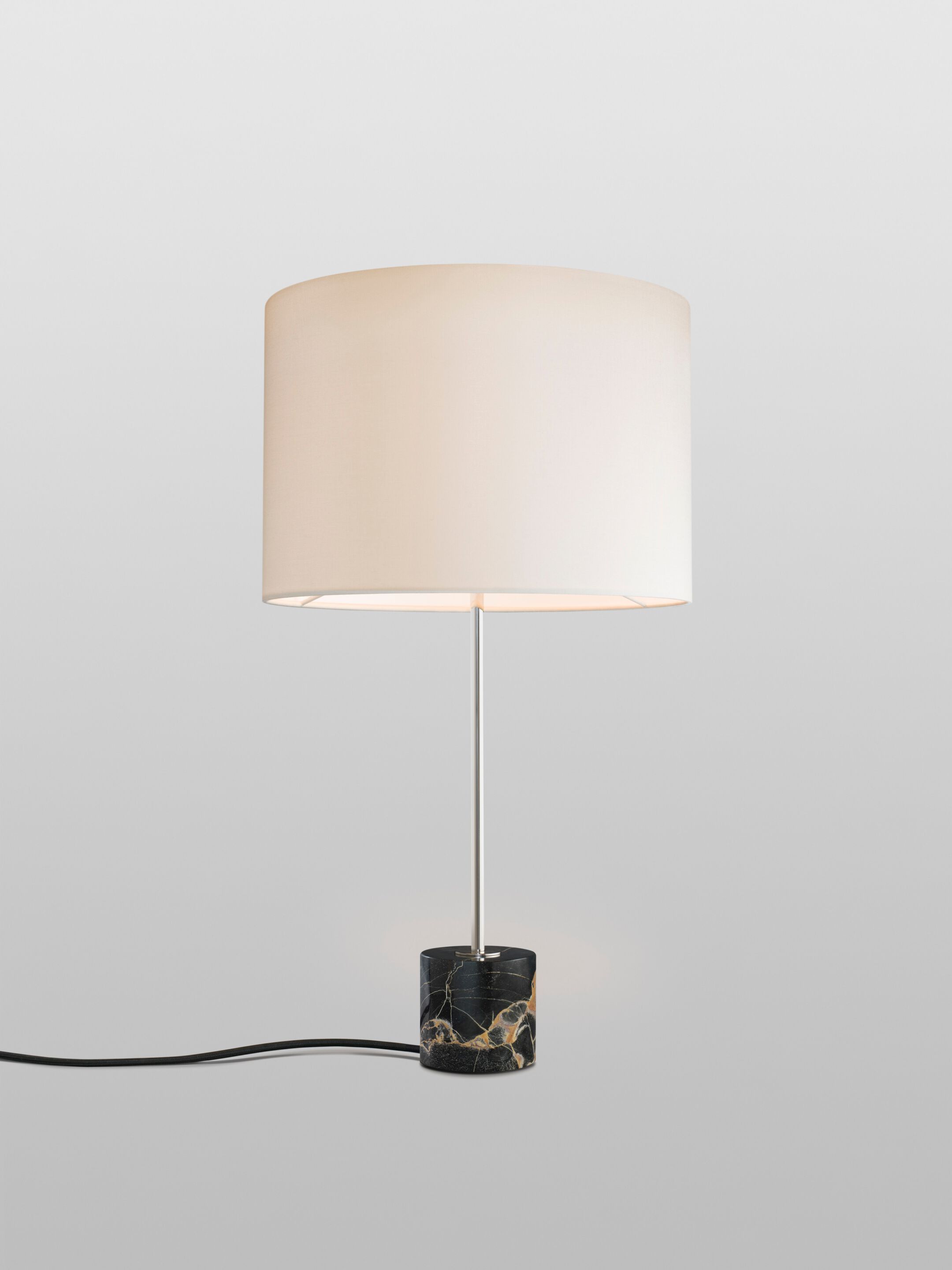 Настольная лампа из мрамора и шелка Kalmar Kilo ARCH-00068560 - Вид №3